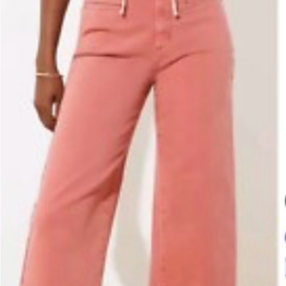 NWOT Ann Taylor The Wide Leg cropped Jean. Dusty pink. 8Tall
